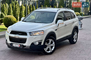 Позашляховик / Кросовер Chevrolet Captiva 2011 в 