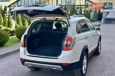 Позашляховик / Кросовер Chevrolet Captiva 2011 в 