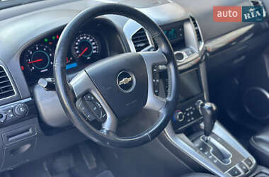 Позашляховик / Кросовер Chevrolet Captiva 2011 в 