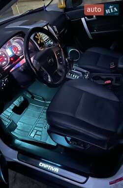 Позашляховик / Кросовер Chevrolet Captiva 2013 в 