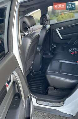 Позашляховик / Кросовер Chevrolet Captiva 2013 в 