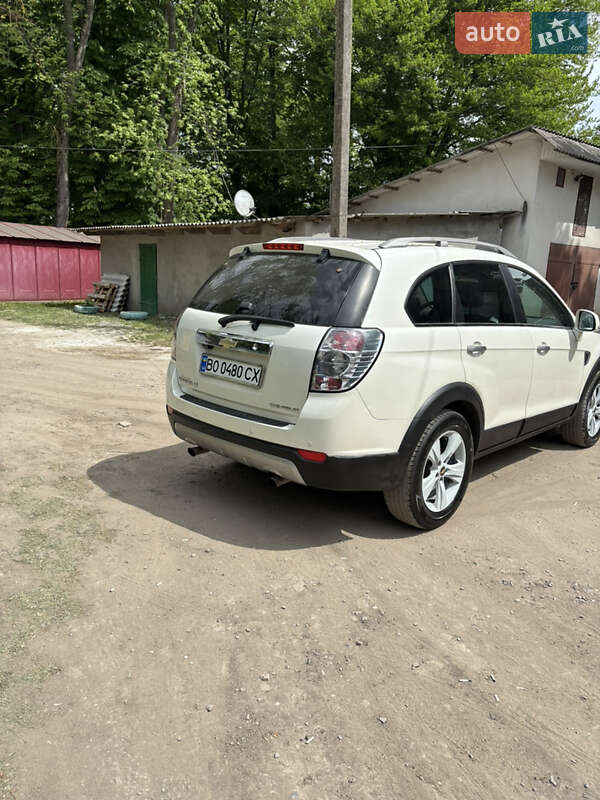Позашляховик / Кросовер Chevrolet Captiva 2010 в Борщеві