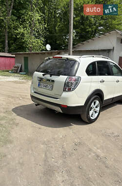 Позашляховик / Кросовер Chevrolet Captiva 2010 в 