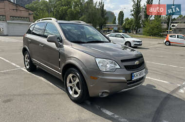 Внедорожник / Кроссовер Chevrolet Captiva 2012 в 