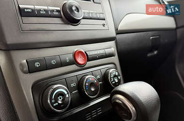Внедорожник / Кроссовер Chevrolet Captiva 2011 в 