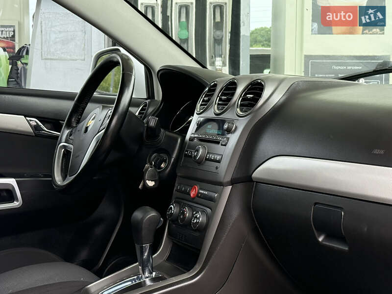 Позашляховик / Кросовер Chevrolet Captiva 2011 в Дрогобичі