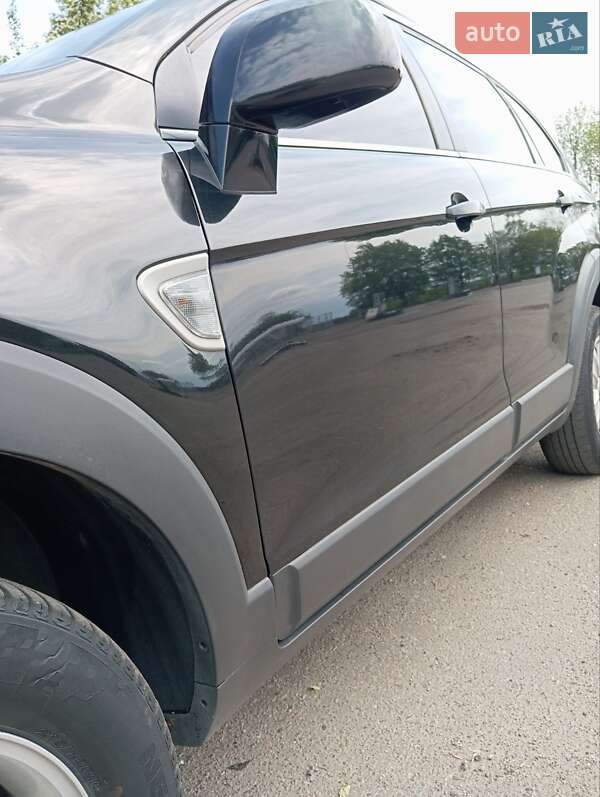 Позашляховик / Кросовер Chevrolet Captiva 2009 в Первомайську