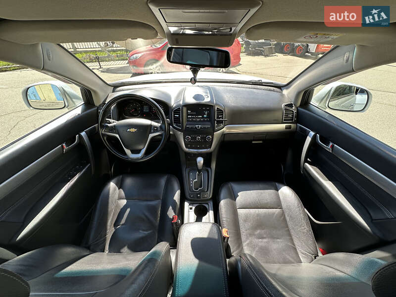 Позашляховик / Кросовер Chevrolet Captiva 2017 в Києві