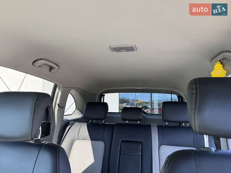 Позашляховик / Кросовер Chevrolet Captiva 2013 в Луцьку