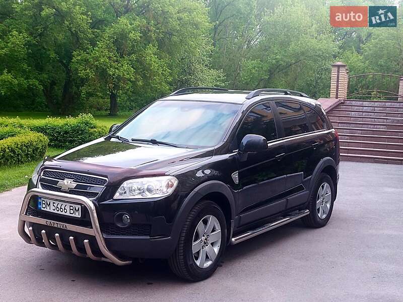 Внедорожник / Кроссовер Chevrolet Captiva 2010 в Чернигове