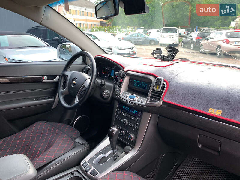 Внедорожник / Кроссовер Chevrolet Captiva 2014 в Виннице