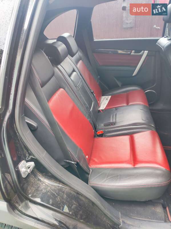 Позашляховик / Кросовер Chevrolet Captiva 2009 в Черкасах