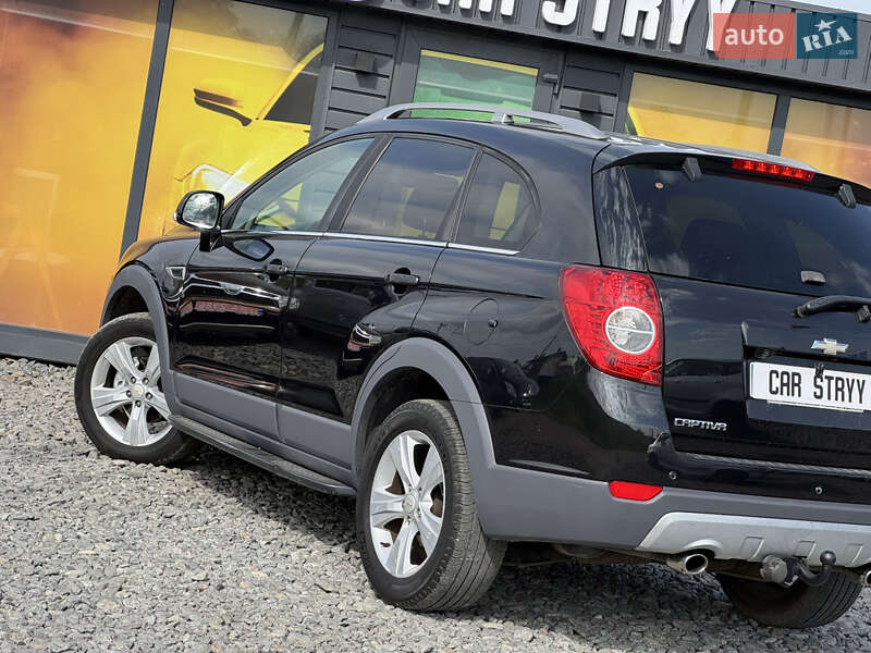 Внедорожник / Кроссовер Chevrolet Captiva 2011 в Стрые