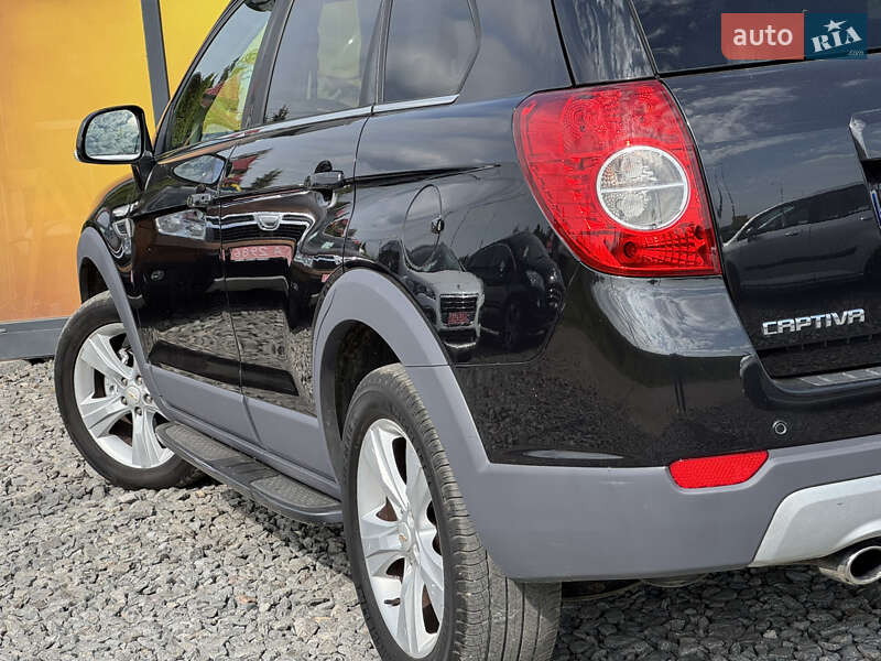 Внедорожник / Кроссовер Chevrolet Captiva 2011 в Стрые