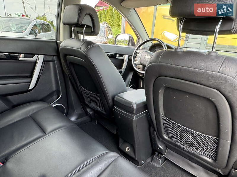 Внедорожник / Кроссовер Chevrolet Captiva 2011 в Стрые
