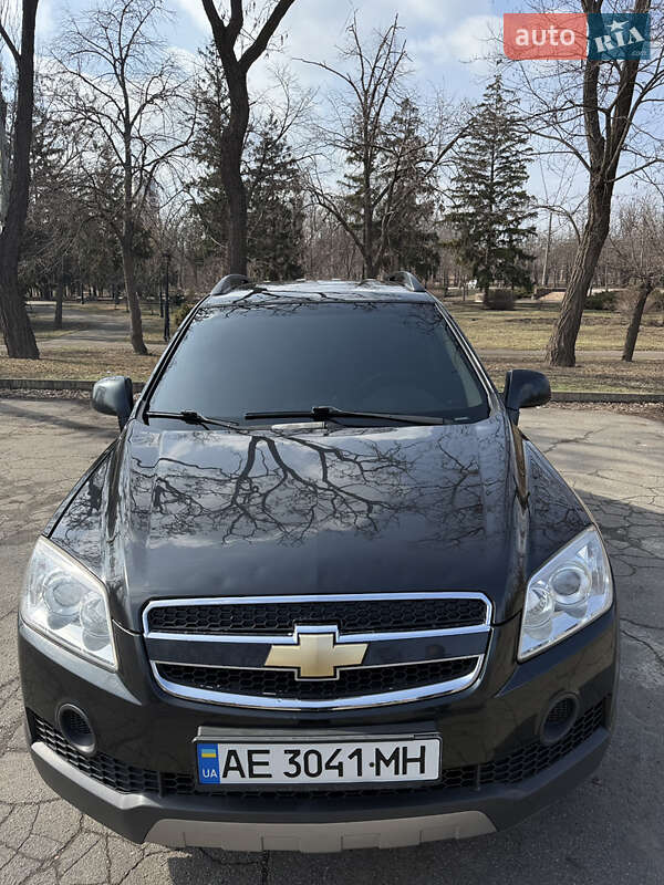Позашляховик / Кросовер Chevrolet Captiva 2009 в 
