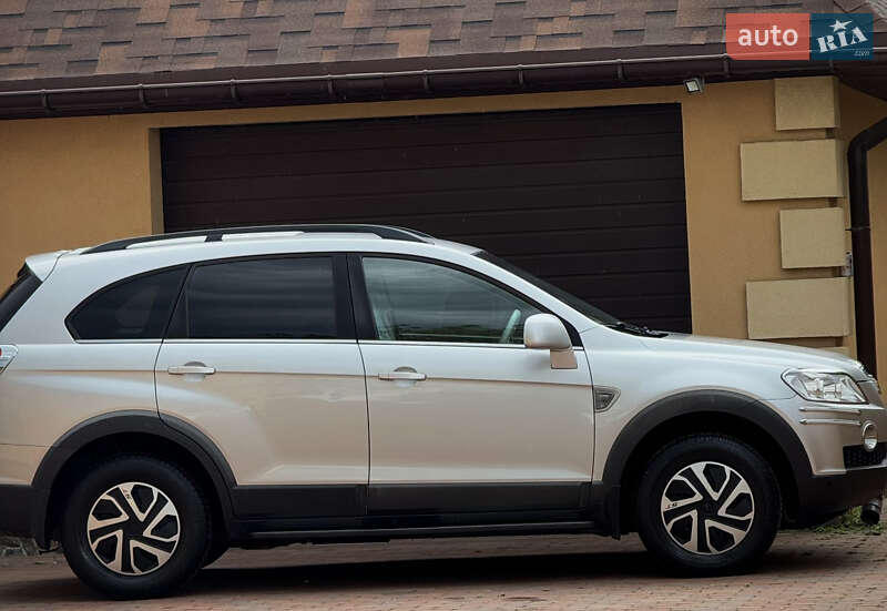 Позашляховик / Кросовер Chevrolet Captiva 2010 в Білій Церкві