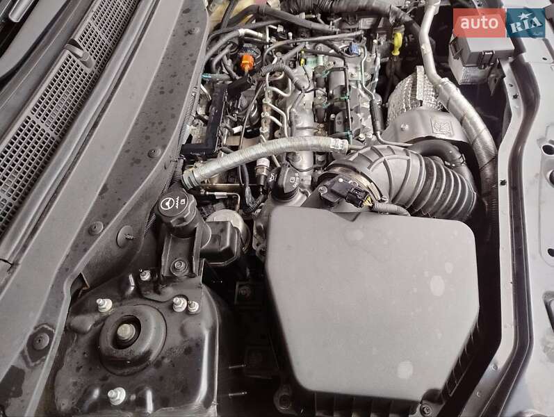 Внедорожник / Кроссовер Chevrolet Captiva 2012 в Новояворовске