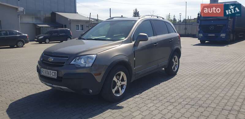 Внедорожник / Кроссовер Chevrolet Captiva 2012 в 