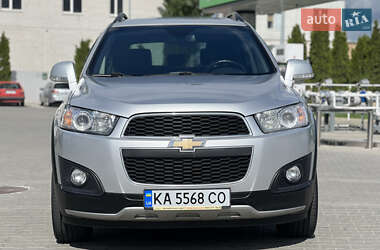 Позашляховик / Кросовер Chevrolet Captiva 2014 в 