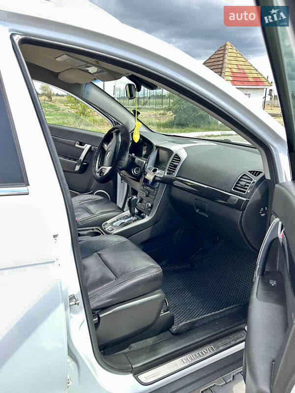 Внедорожник / Кроссовер Chevrolet Captiva 2012 в Измаиле