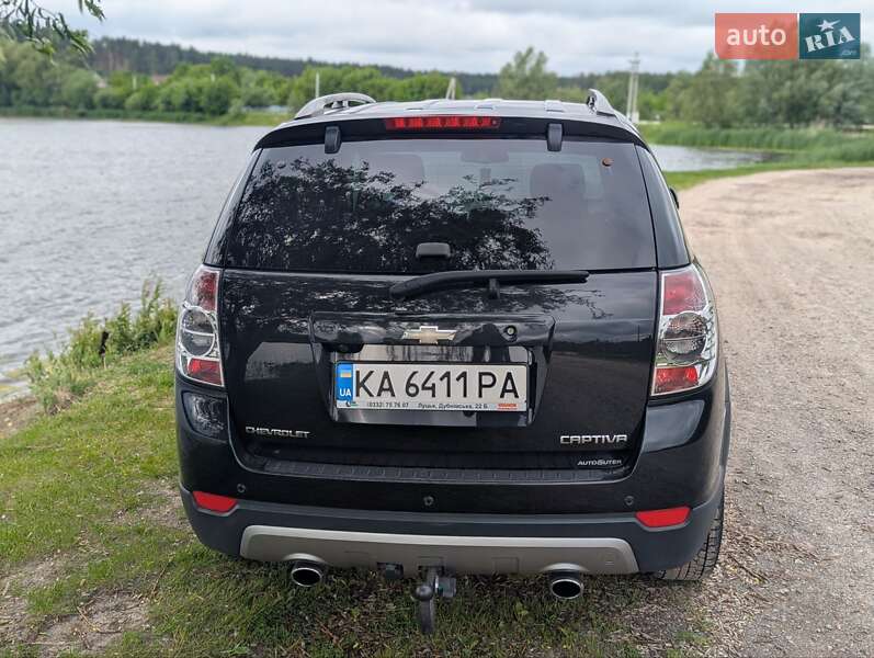Позашляховик / Кросовер Chevrolet Captiva 2012 в Києві