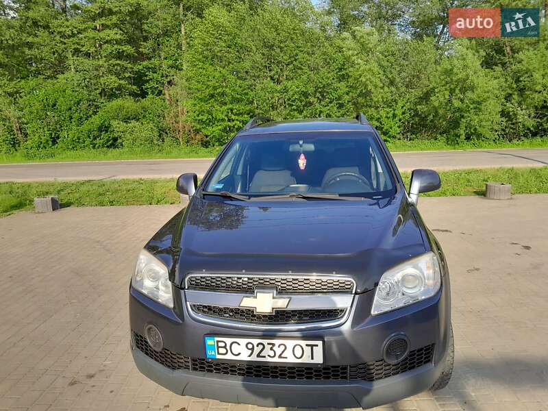 Позашляховик / Кросовер Chevrolet Captiva 2008 в Яворові