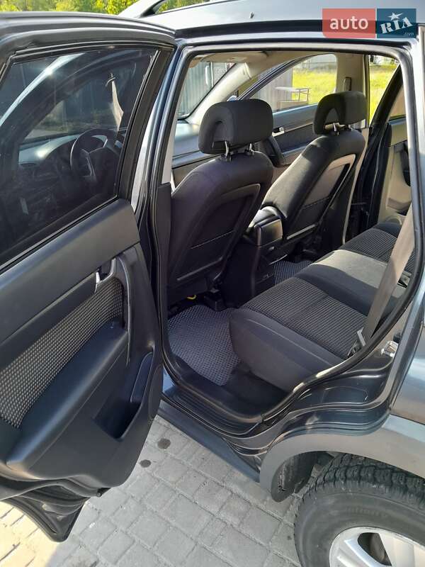 Позашляховик / Кросовер Chevrolet Captiva 2008 в Яворові