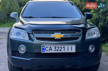 Позашляховик / Кросовер Chevrolet Captiva 2008 в 