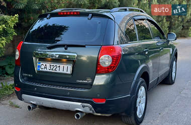 Позашляховик / Кросовер Chevrolet Captiva 2008 в 