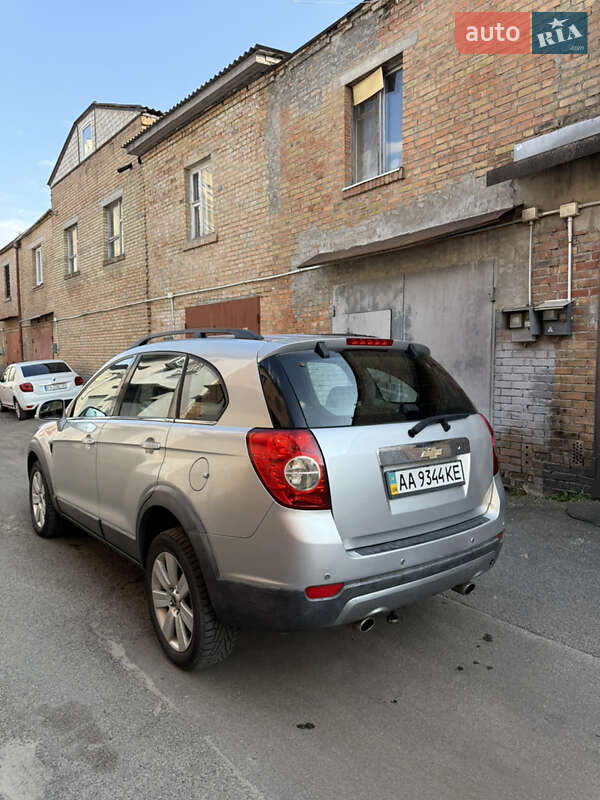 Внедорожник / Кроссовер Chevrolet Captiva 2007 в Киеве