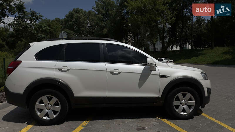 Внедорожник / Кроссовер Chevrolet Captiva 2013 в Хмельницком