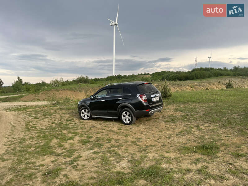 Позашляховик / Кросовер Chevrolet Captiva 2011 в Самборі фото 14 Позашляховик / Кросовер Chevrolet Captiva 2011 в Самборі