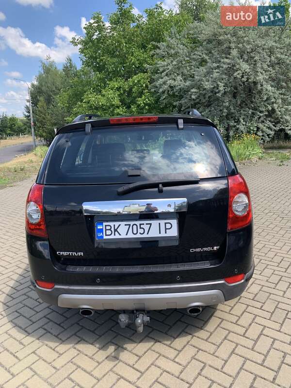 Позашляховик / Кросовер Chevrolet Captiva 2008 в Рівному