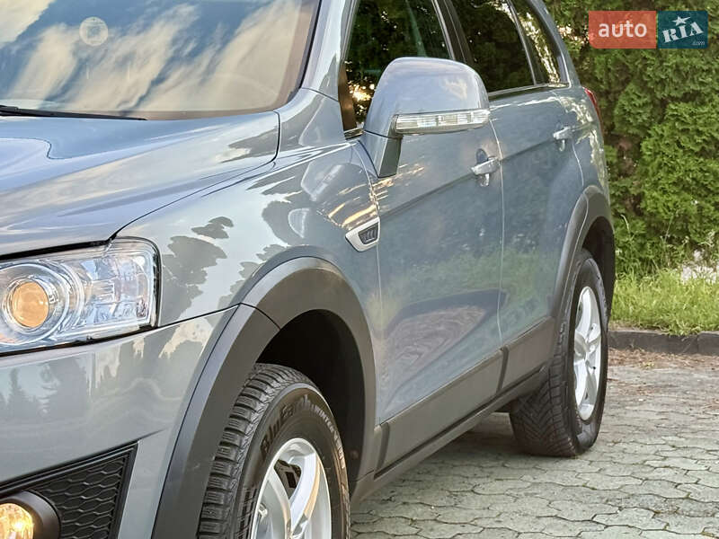 Внедорожник / Кроссовер Chevrolet Captiva 2014 в Дубно