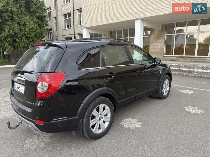 Внедорожник / Кроссовер Chevrolet Captiva 2007 в Владимире