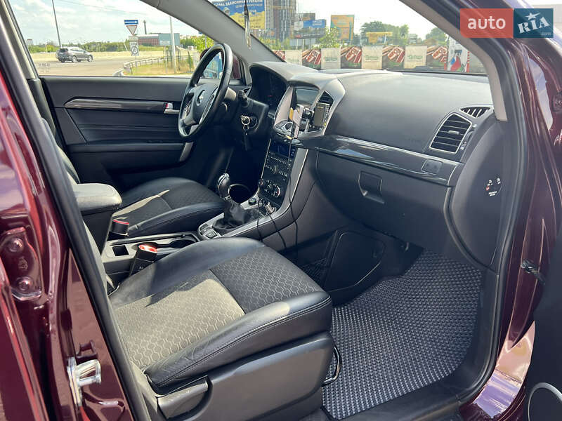 Внедорожник / Кроссовер Chevrolet Captiva 2013 в Киеве