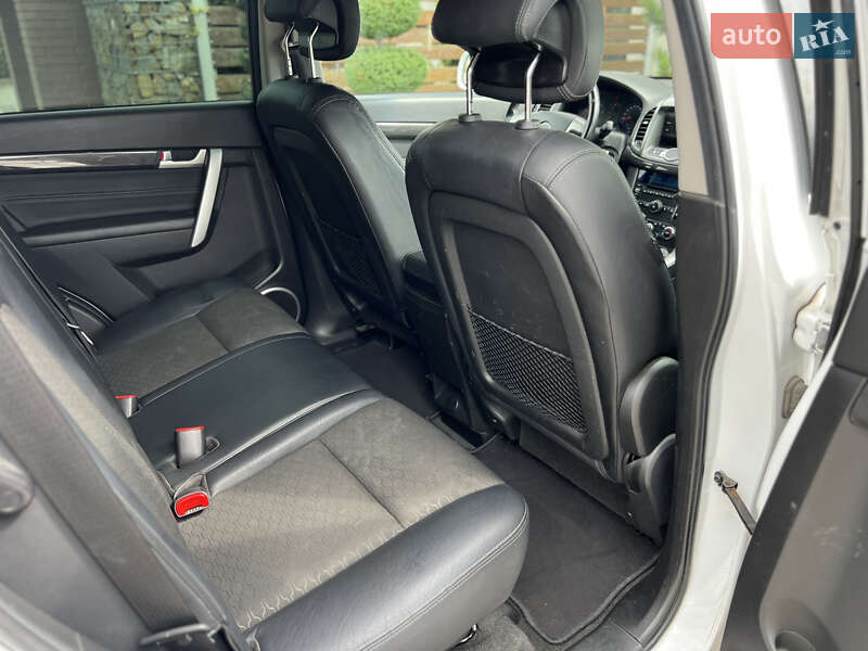 Позашляховик / Кросовер Chevrolet Captiva 2014 в Львові