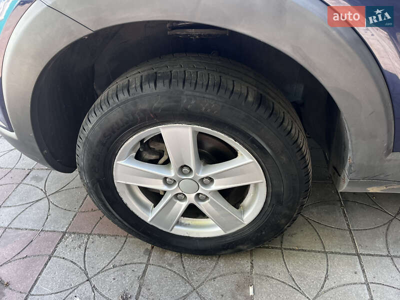 Внедорожник / Кроссовер Chevrolet Captiva 2008 в Врадиевке