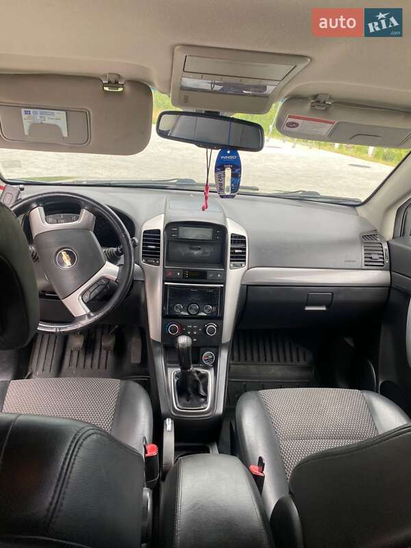 Позашляховик / Кросовер Chevrolet Captiva 2010 в Яворові