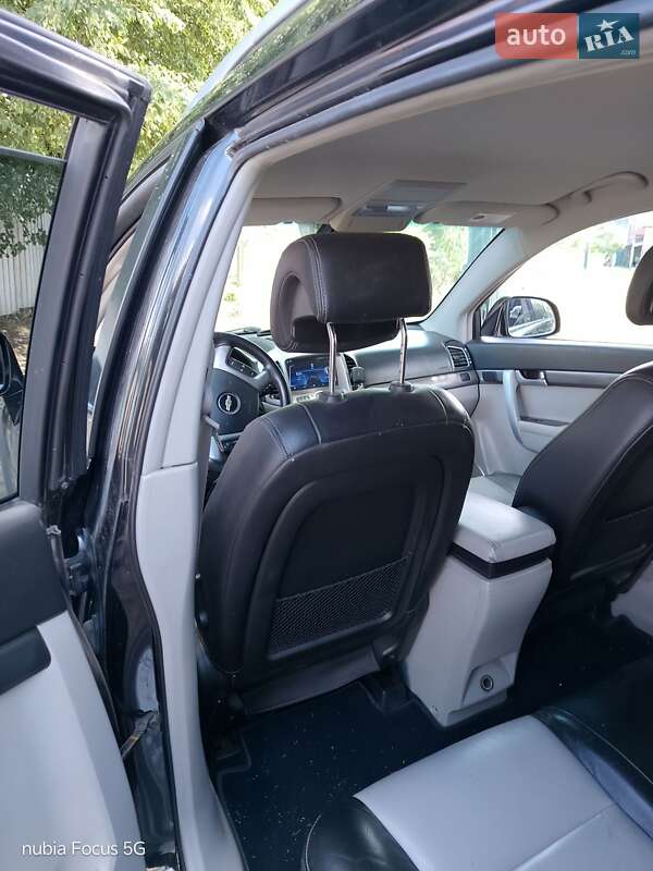 Внедорожник / Кроссовер Chevrolet Captiva 2011 в Львове