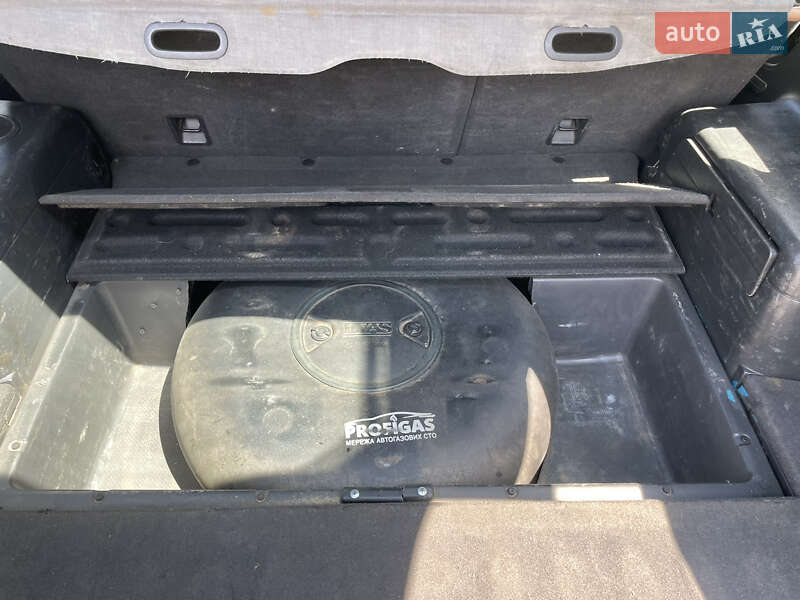 Внедорожник / Кроссовер Chevrolet Captiva 2008 в Павлограде