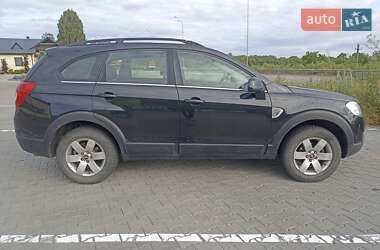 Позашляховик / Кросовер Chevrolet Captiva 2009 в 