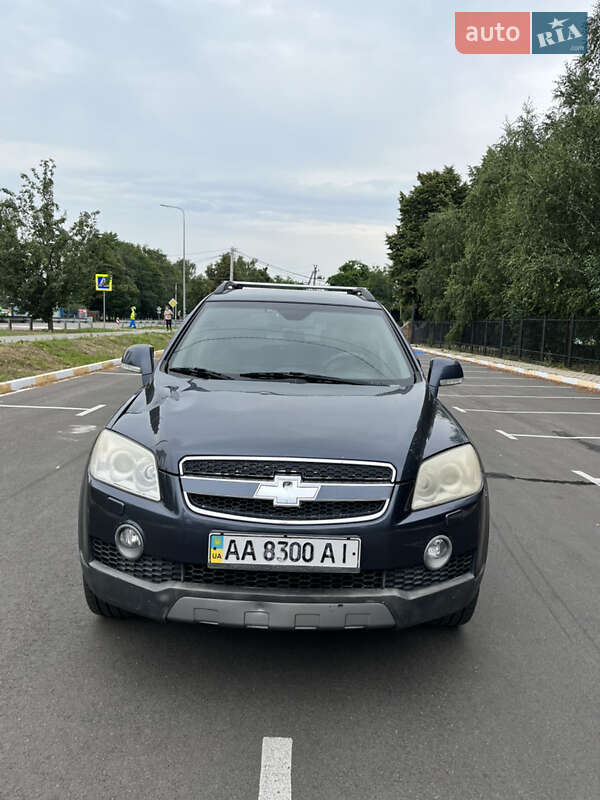 Позашляховик / Кросовер Chevrolet Captiva 2006 в Києві