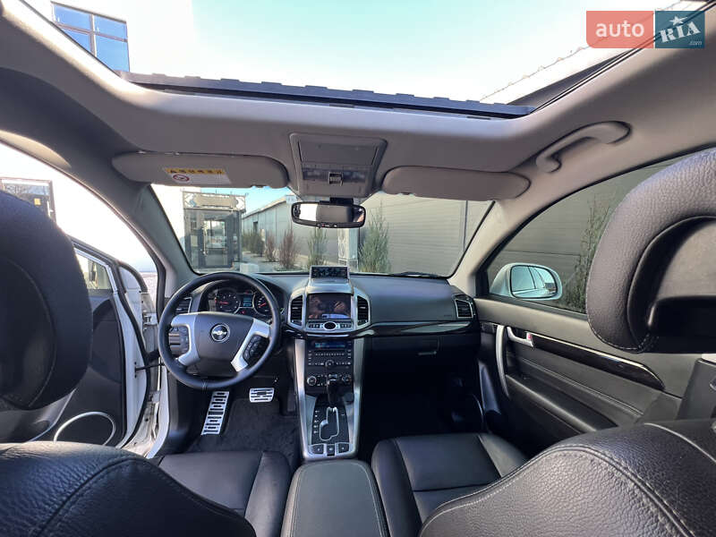 Внедорожник / Кроссовер Chevrolet Captiva 2014 в Житомире