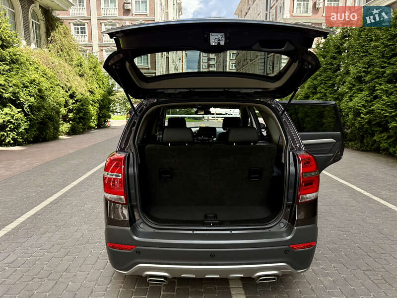 Внедорожник / Кроссовер Chevrolet Captiva 2017 в Киеве