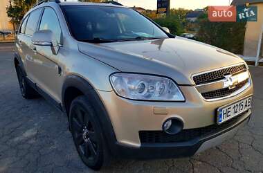Позашляховик / Кросовер Chevrolet Captiva 2008 в 
