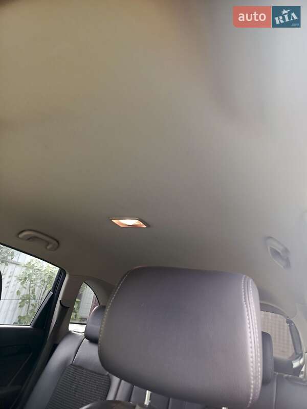 Внедорожник / Кроссовер Chevrolet Captiva 2012 в Полтаве