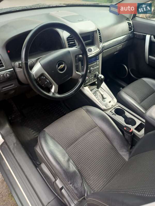 Внедорожник / Кроссовер Chevrolet Captiva 2012 в Полтаве