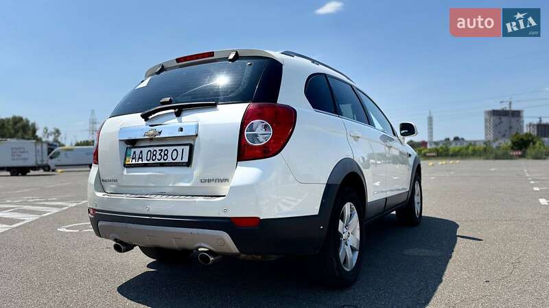 Позашляховик / Кросовер Chevrolet Captiva 2012 в Києві